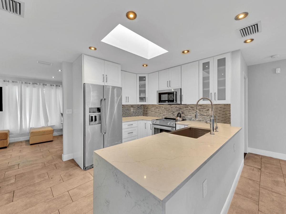 Supervilla - 3Br/2Ba - Pool - Walk To Beach Hollywood Extérieur photo