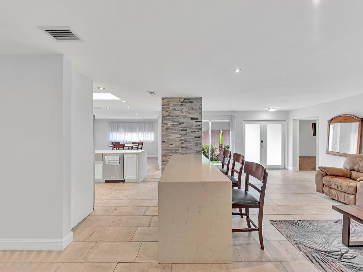 Supervilla - 3Br/2Ba - Pool - Walk To Beach Hollywood Extérieur photo