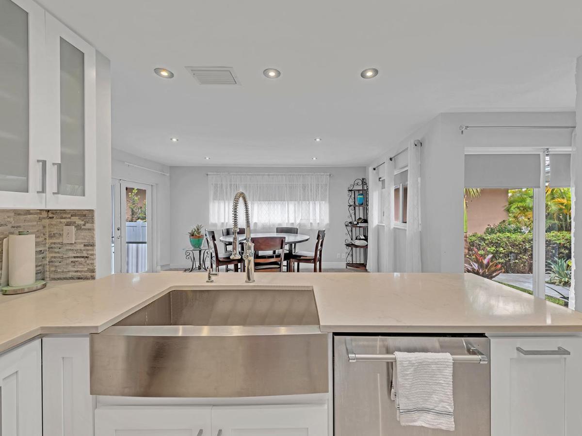 Supervilla - 3Br/2Ba - Pool - Walk To Beach Hollywood Extérieur photo