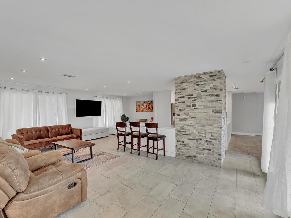 Supervilla - 3Br/2Ba - Pool - Walk To Beach Hollywood Extérieur photo